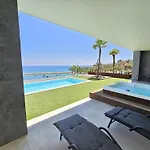 Finisterra Deluxe Apartamento *