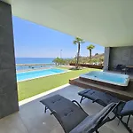 Finisterra Deluxe * البوفيرا